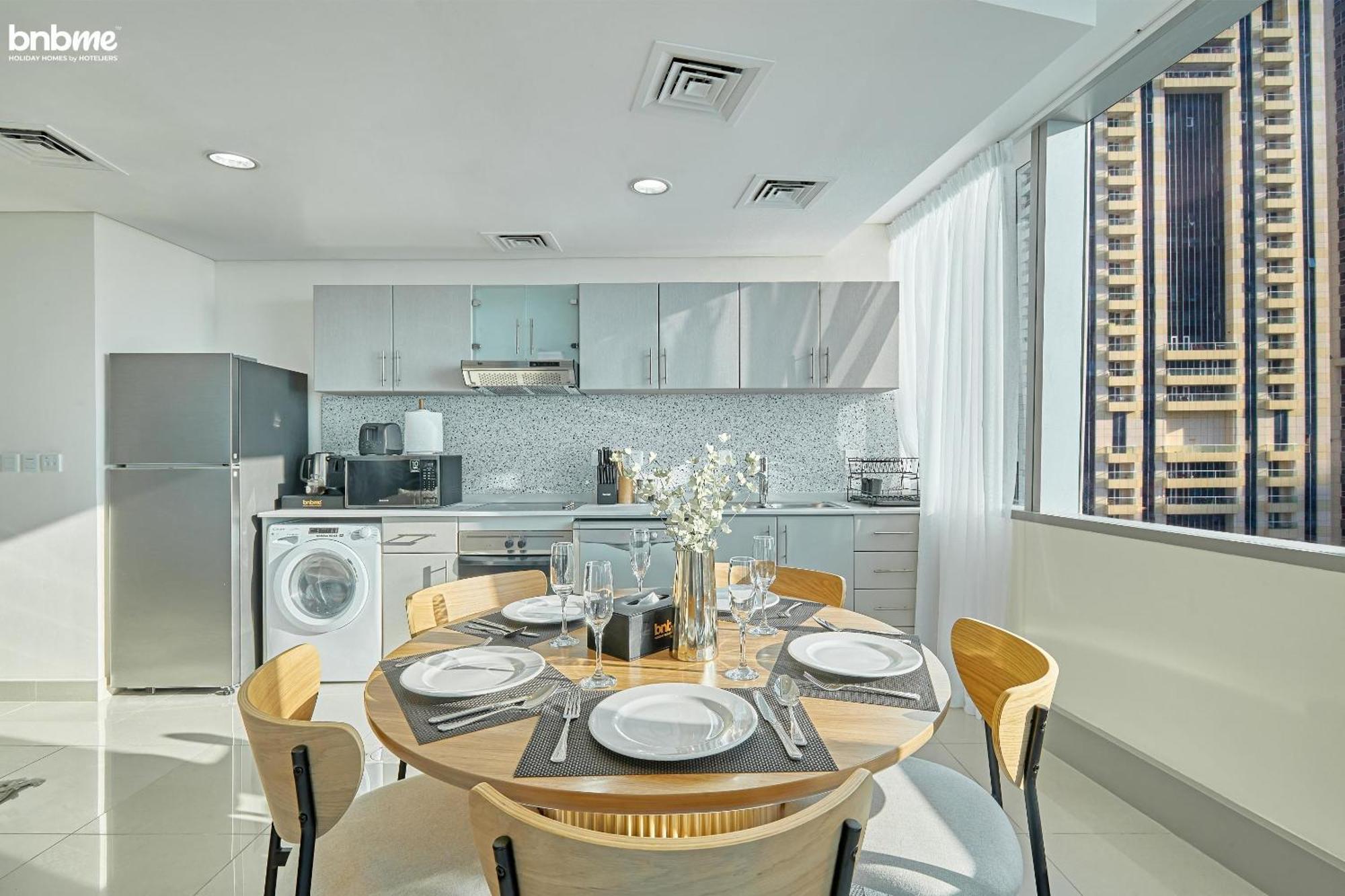 Bnbmehomes - Ocean Heights Dubai Exterior photo